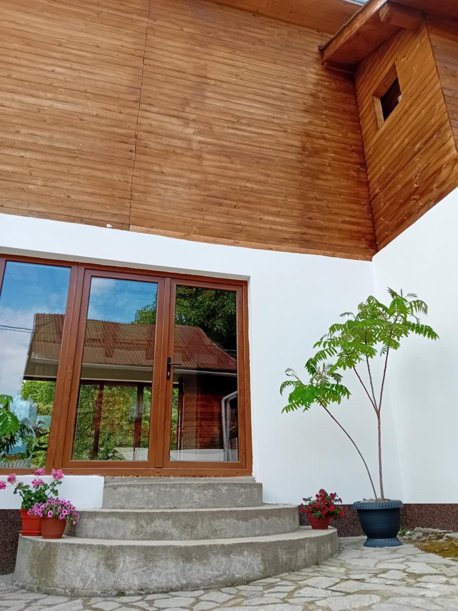 Lodge La Oana Hateg